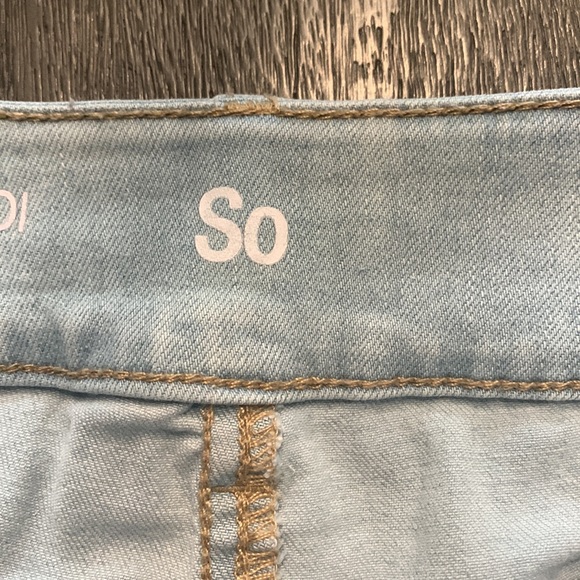 So Light Wash Blue Distressed Cuffed Midi Jean Shorts - Picture 8 of 10